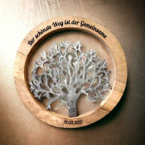 personalisierte Wanddeko Lebensbaum 25cm im gravierten Holzrahmen